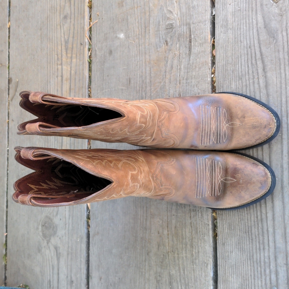 Ariat Women's Heritage Distressed Brown Western Boots Size 7B - Picture 2 of 16